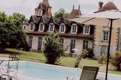 Location salle Saint-Priest-Bramefant (Puy-de-Dôme) - Château du Guérinet #35