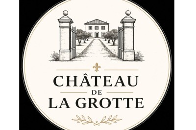 Miniature Location salle Sore (Landes) - Château de la Grotte #7 Affiche présentant le domaine ’Château La Grotte’ avec photos, services proposés et formules pour mariages.