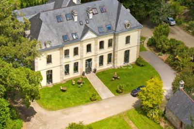 Le Manoir Hôtel Des Indes Le Manoir Hôtel Des Indes