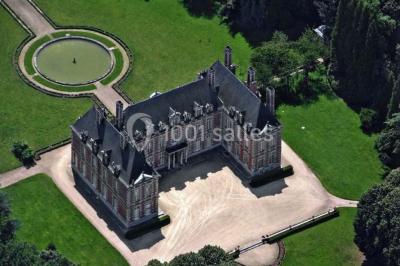 Château Du Fayel Et Communs Château Du Fayel Et Communs