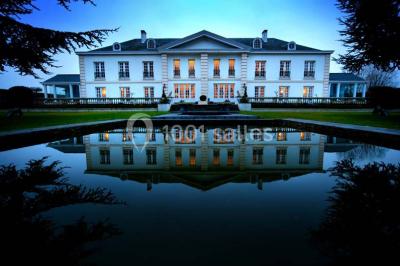 Le Petit Versailles Le Petit Versailles