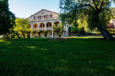 Domaine des Courmettes Domaine des Courmettes