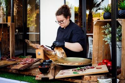 Miniature Location salle Servian (Hérault) - Château Hermitage de Combas #40 Plan illustré du domaine Château Hermitage de Combas avec localisation des bâtiments, parkings et espaces extérieurs.