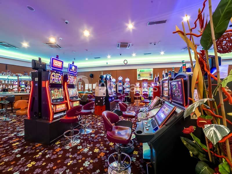 Location salle Bourbonne-les-Bains (Haute-Marne) - Casino De Bourbonne Les Bains #4