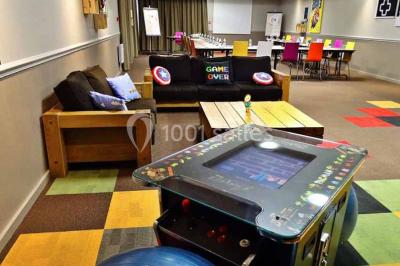 Campanile Val De France