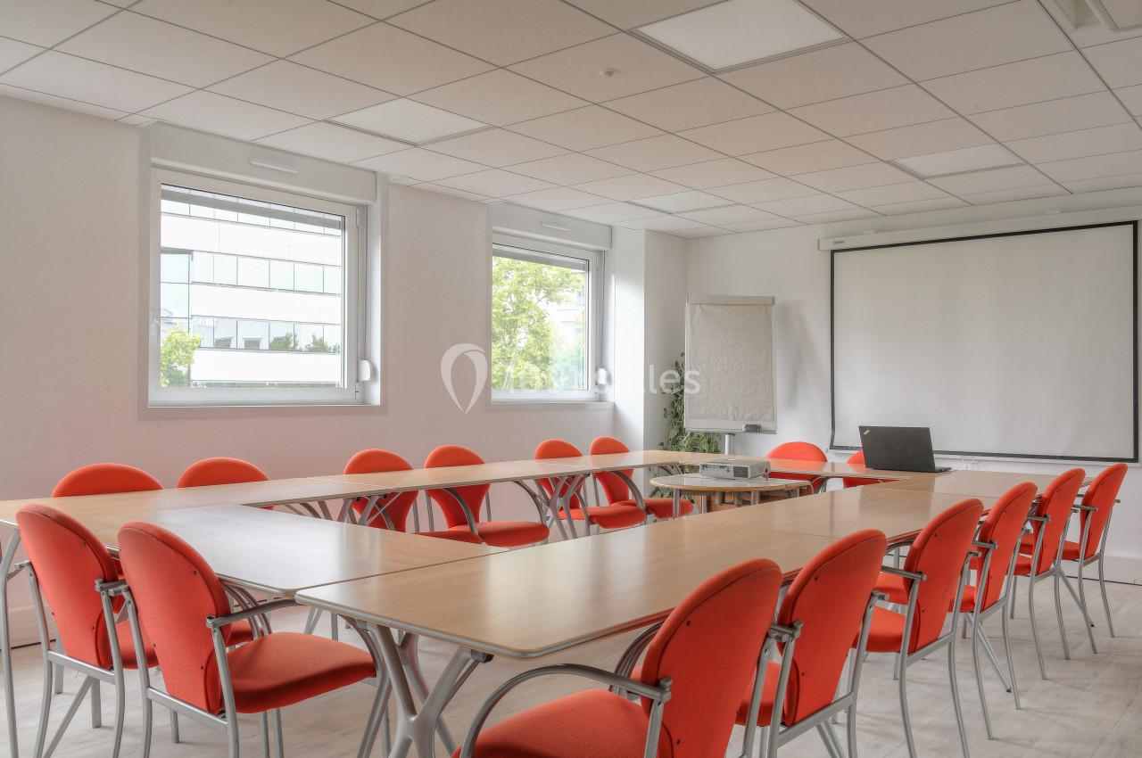 Location salle Lyon 8 (Rhône) - Berthelot Entreprises #2