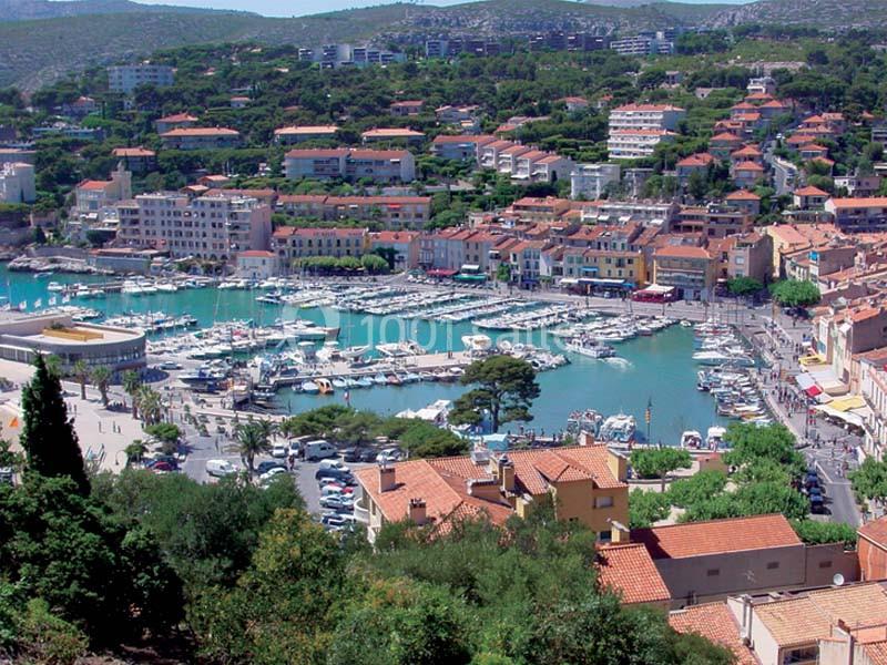 Location salle Cassis (Bouches-du-Rhône) - Centre Des Congrès De La Ville De Cassis - Oustau Calendal #2