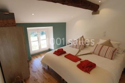 Dîner extérieur, dans la cour principale