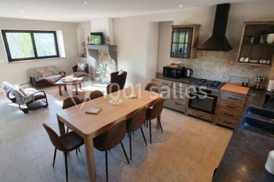 Dîner extérieur, dans la cour principale