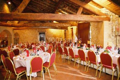 Dîner extérieur, dans la cour principale